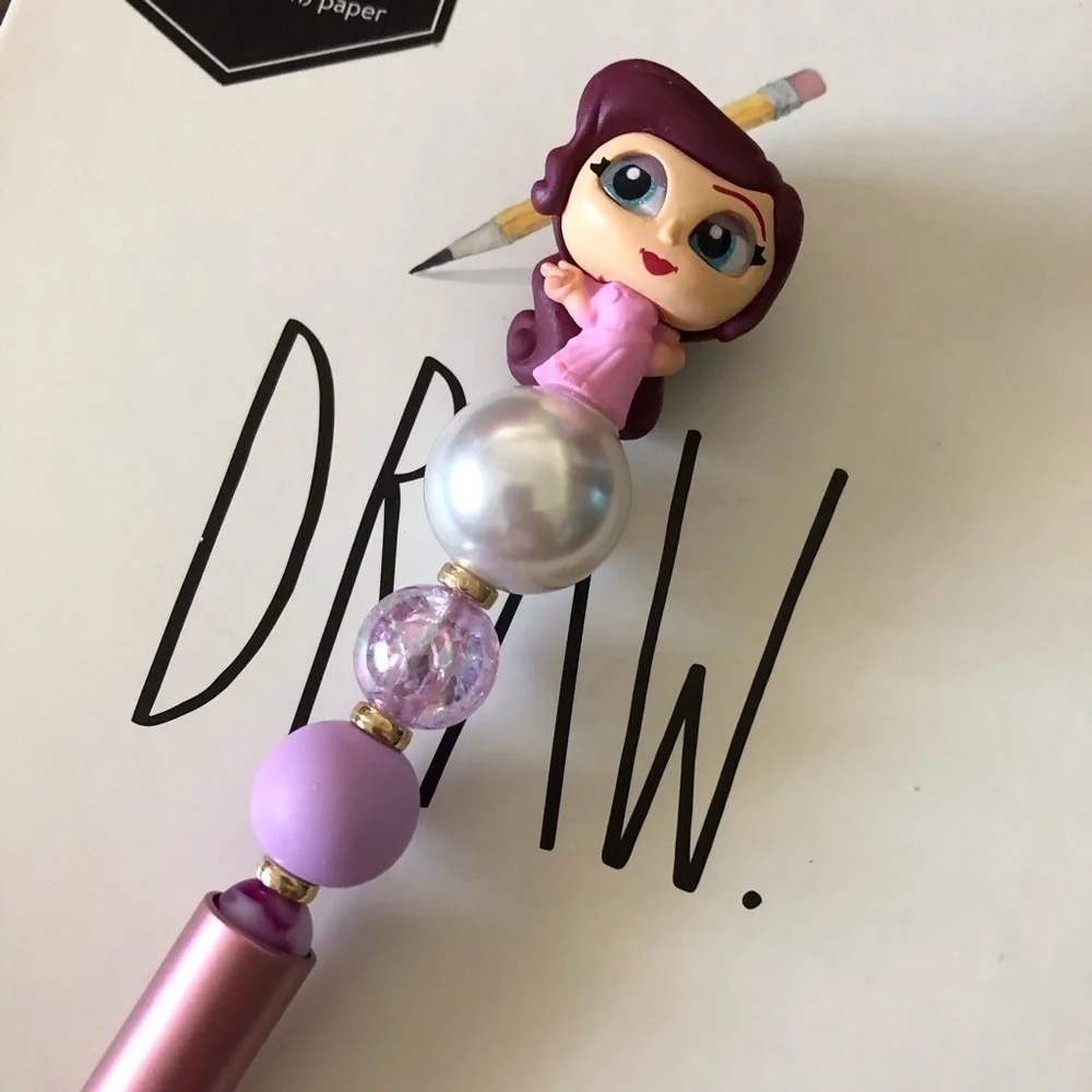 Disney Doorables: Hercules: Meg handmade beaded pen